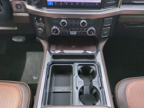 Used 2024 Ford F250 King Ranch w/ Chrome Package image 19