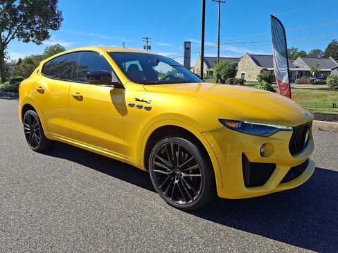 Used 2023 Maserati Levante Modena S image 3