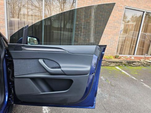 Used 2023 Tesla Model X image 60