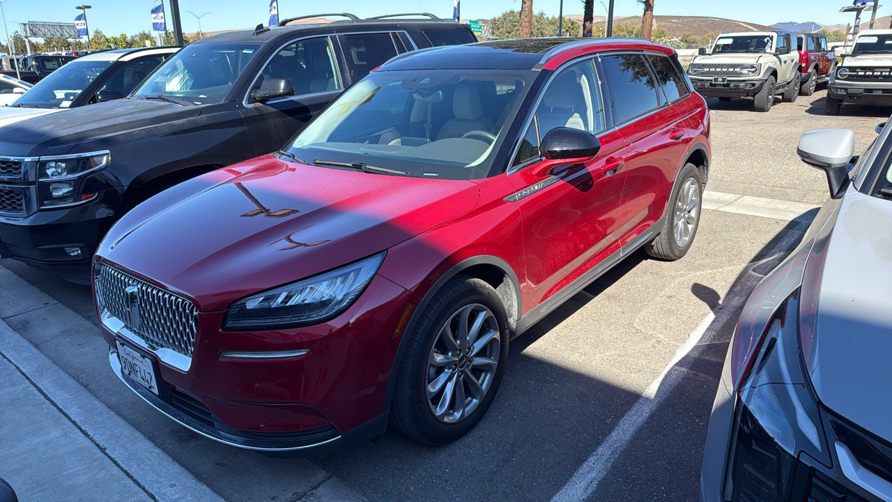 Certified 2022 Lincoln Corsair FWD w/ Premium Package image 1