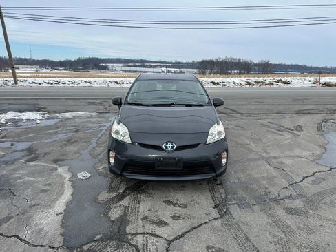 Used 2015 Toyota Prius Two image 4