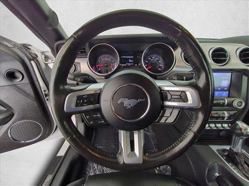 Used 2022 Ford Mustang Premium RWD image 27
