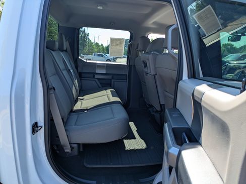 Used 2015 Ford F150 XLT w/ Equipment Group 301A Mid AWD/4WD image 36