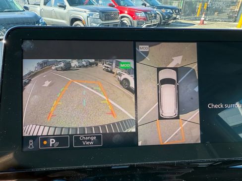 Certified 2024 Nissan Armada SL w/ Cargo Package image 23