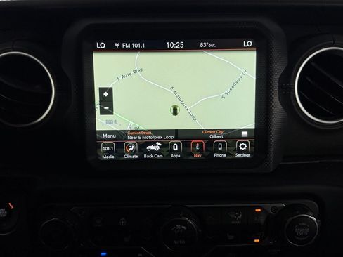 Used 2023 Jeep Wrangler Unlimited Rubicon 4xe w/ Cold Weather Group AWD/4WD image 17