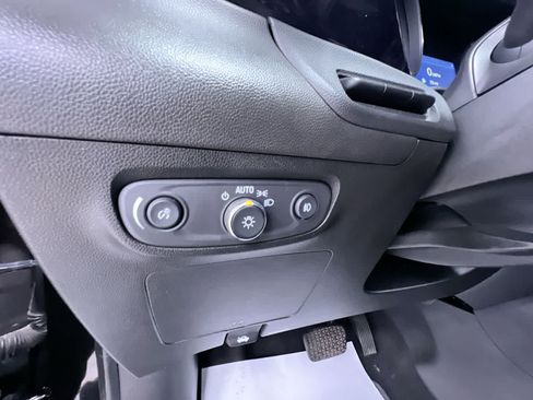 Used 2021 Buick Encore GX Select w/ Advanced Technology Package AWD/4WD image 16