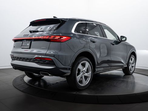 Certified 2025 Audi Q5 Premium Plus w/ Premium Plus image 4