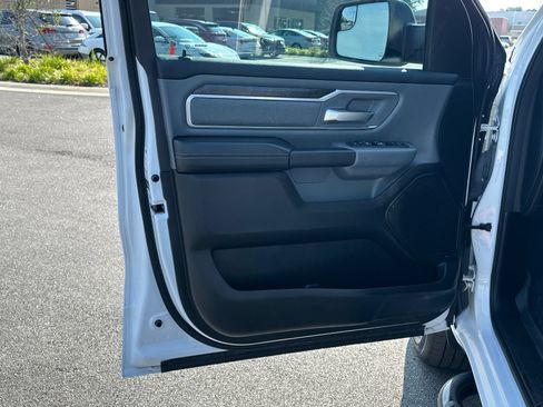 Used 2022 RAM 1500 Big Horn AWD/4WD image 12