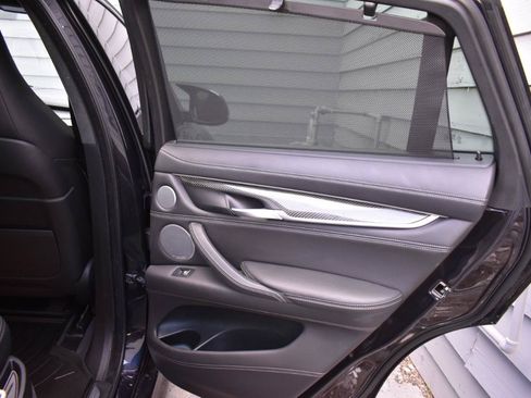 Used 2017 BMW X6 M AWD/4WD image 35