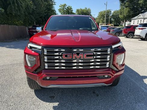 Used 2026 GMC Canyon Denali AWD/4WD image 8