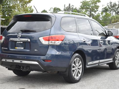 Used 2015 Nissan Pathfinder SL w/ SL Premium Package image 8