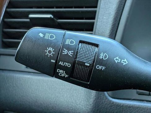 Used 2018 Lexus RX 350L w/ Premium Package image 8