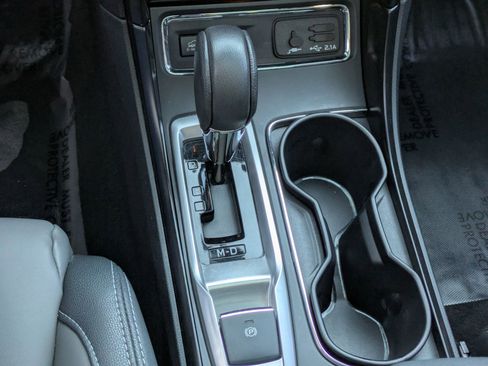 Used 2022 Subaru Ascent Onyx Edition image 27