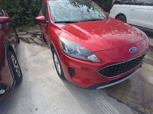 Used 2020 Ford Escape SE AWD/4WD image 2
