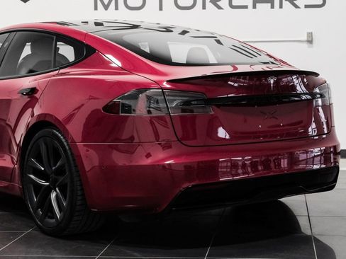 Used 2021 Tesla Model S Plaid image 16