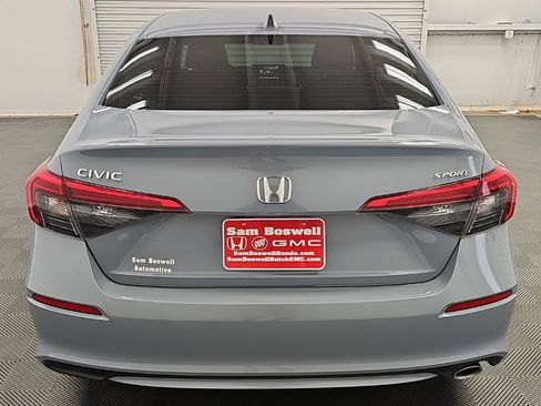 Used 2023 Honda Civic Sport image 8