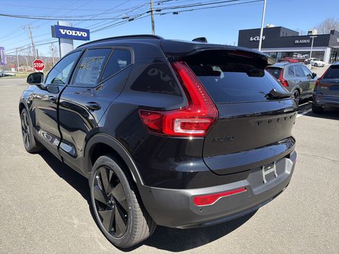 New 2026 Volvo XC40 B5 Ultra w/ Protection Package Premier AWD/4WD image 3