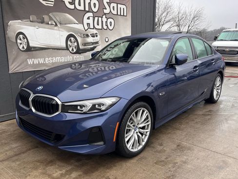 Used 2023 BMW 330e xDrive w/ Premium Package image 2