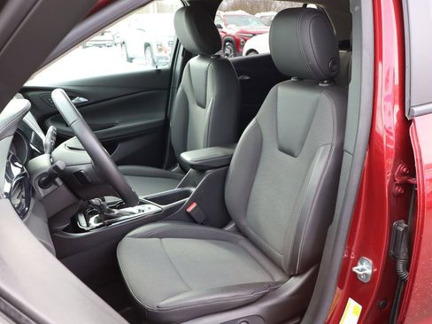 Used 2023 Buick Encore GX Select w/ Sport Touring Package image 10