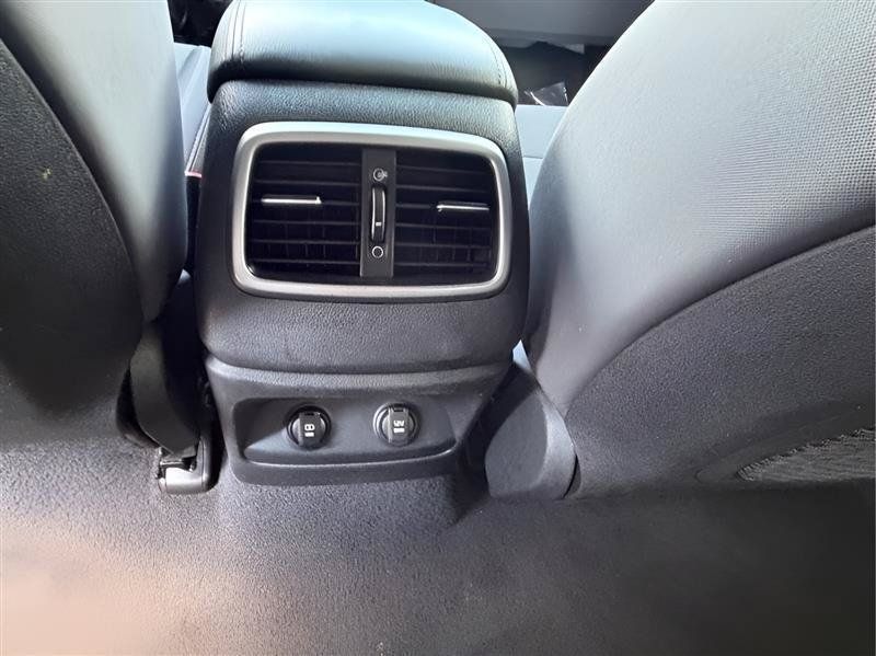 Used 2020 Kia Sorento FWD V6 image 24