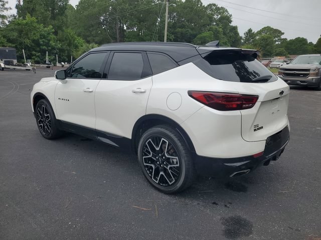 Certified 2023 Chevrolet Blazer RS w/ Driver Confidence II Package FWD image 4