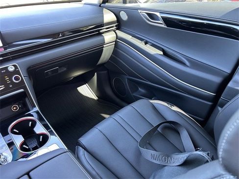 Used 2026 Genesis GV80 2.5T image 5