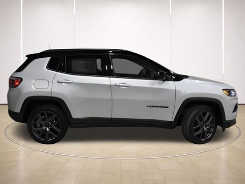 New 2026 Jeep Compass Limited AWD/4WD image 7