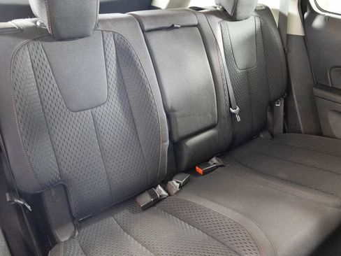 Used 2015 Chevrolet Equinox LS image 35