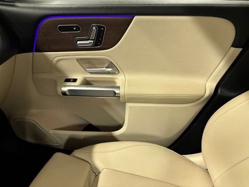 Certified 2023 Mercedes-Benz GLB 250 image 16