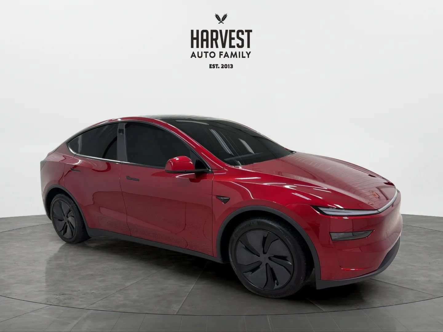 Used 2026 Tesla Model Y AWD image 9