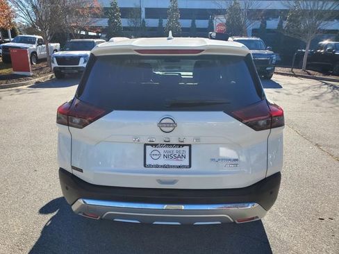 Certified 2023 Nissan Rogue Platinum w/ Platinum Premium Package image 5
