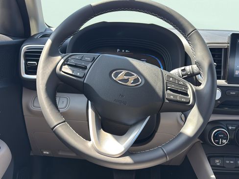 New 2026 Hyundai Venue SEL FWD image 12