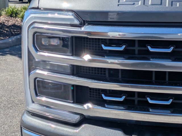 Certified 2024 Ford F250 Platinum AWD/4WD image 10