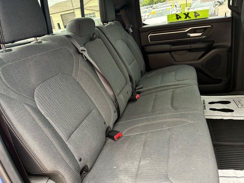 Used 2019 RAM 1500 Big Horn AWD/4WD image 11