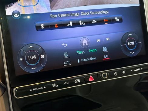 Used 2023 Mercedes-Benz EQS 450+ 4MATIC Sedan image 19