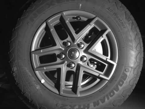 Used 2025 Jeep Wrangler Unlimited Sport AWD/4WD image 12