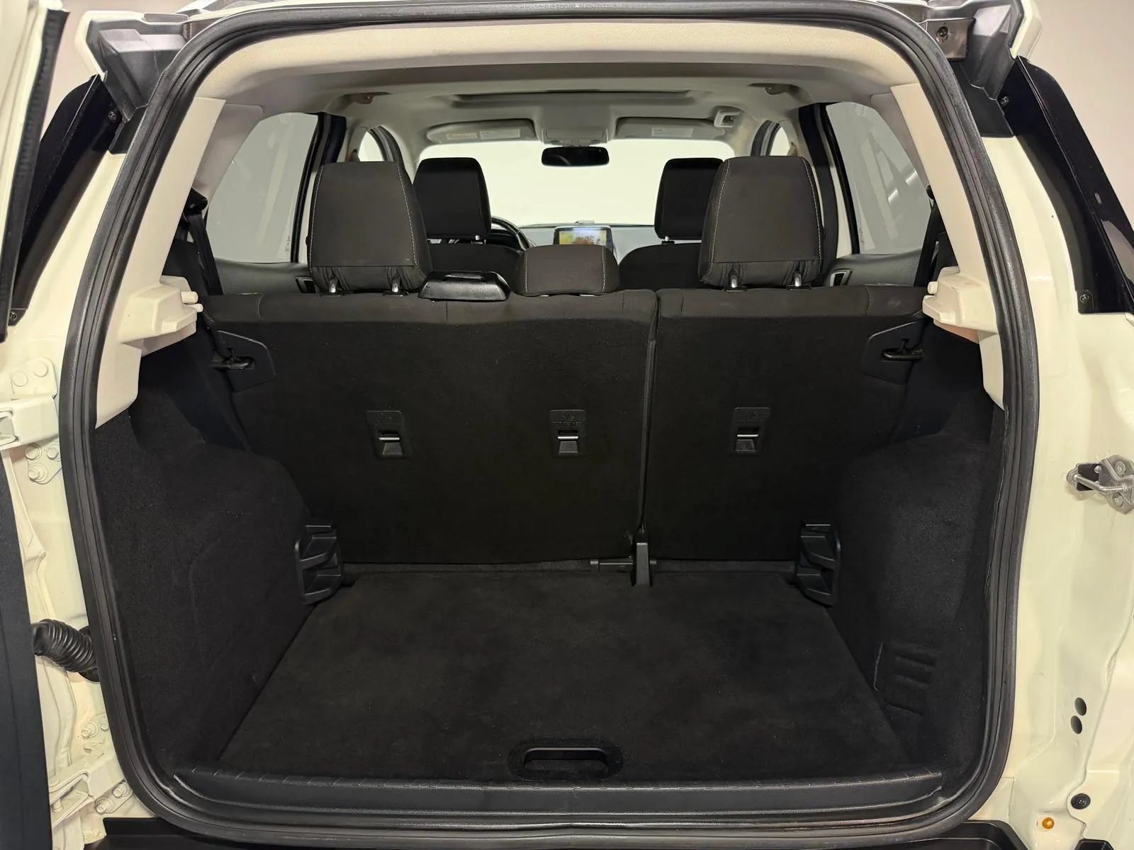 Used 2019 Ford EcoSport SE w/ SE Convenience Package FWD image 14