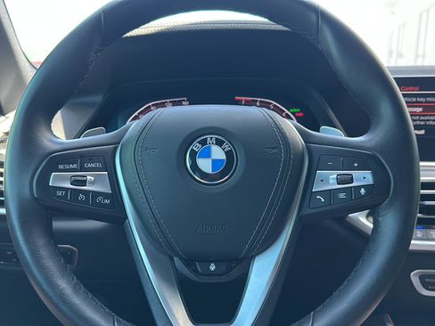 Used 2022 BMW X5 sDrive40i w/ Executive Package image 26