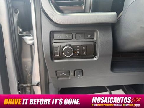 Used 2023 Ford F250 Platinum AWD/4WD image 27