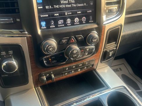 Used 2015 RAM 2500 Laramie AWD/4WD image 11