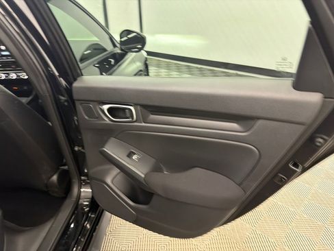 Used 2023 Honda Civic Sport image 16