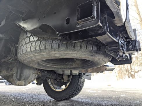 Used 2021 Ford F350 Lariat w/ Chrome Package image 39