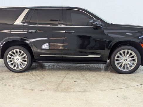 Certified 2024 Cadillac Escalade Premium Luxury image 8