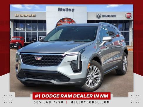 Used 2024 Cadillac XT4 Premium Luxury FWD image 1