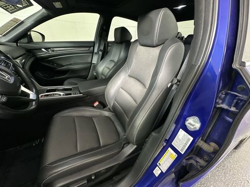 Used 2021 Honda Accord Sport image 11