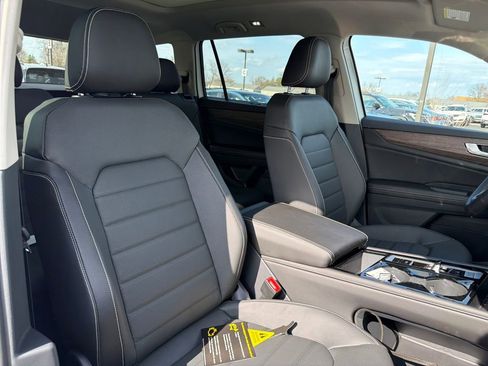 New 2026 Volkswagen Atlas SEL image 35