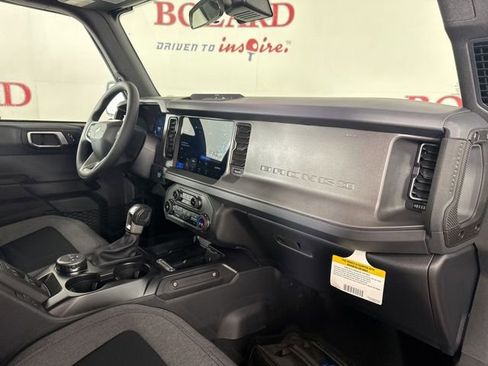 New 2025 Ford Bronco 4-Door image 21
