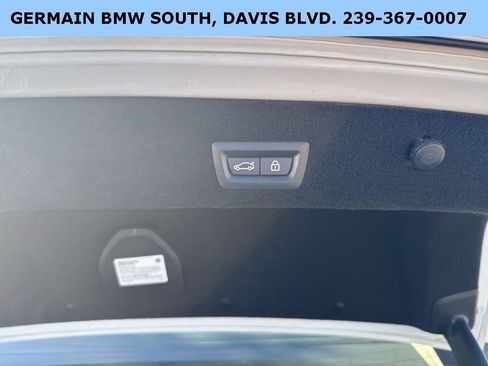Used 2018 BMW 740i xDrive image 27
