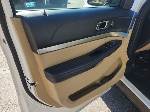 Used 2017 Ford Explorer FWD image 23