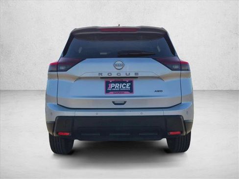 Used 2024 Nissan Rogue S AWD/4WD image 7